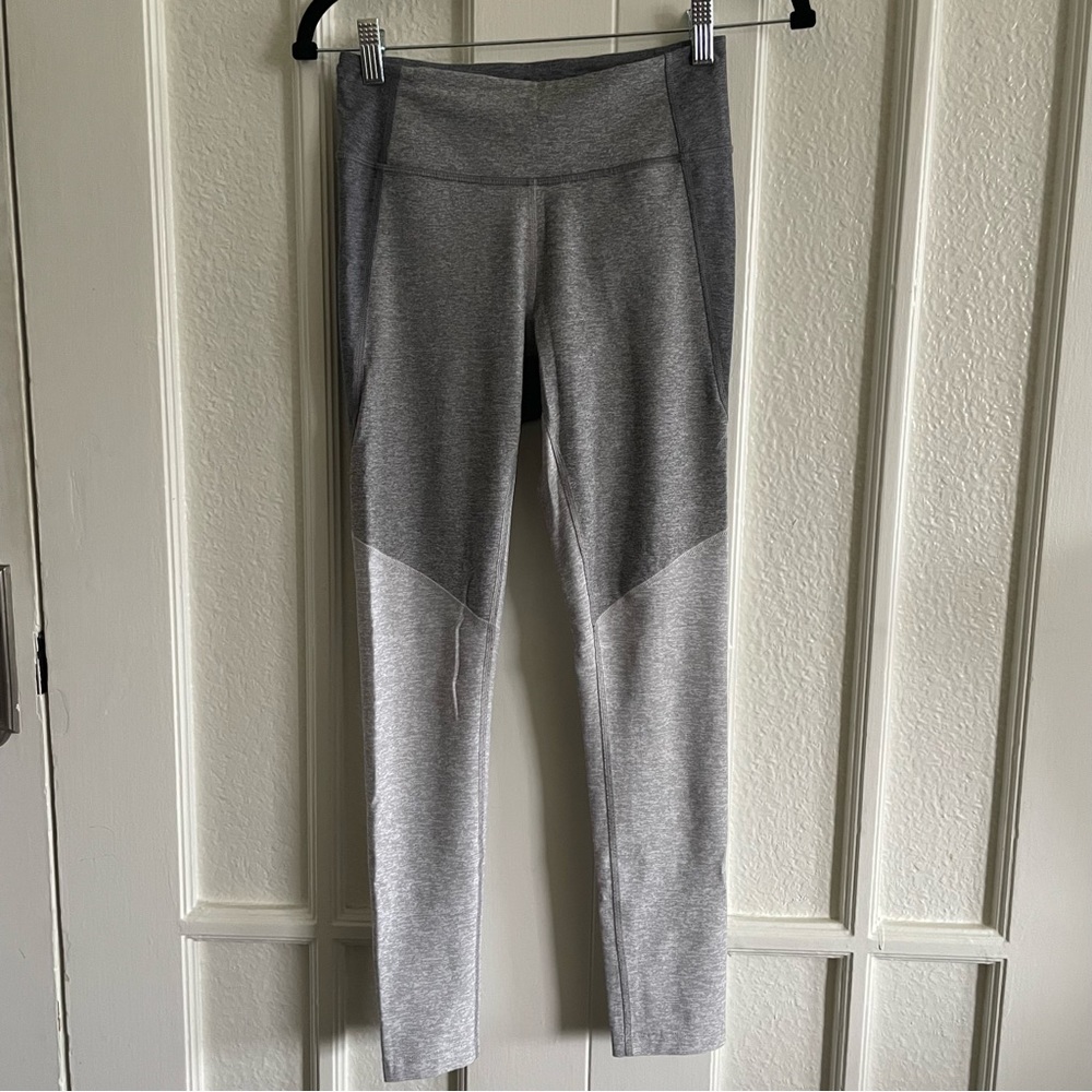 OV 7/8 Compression Leggings